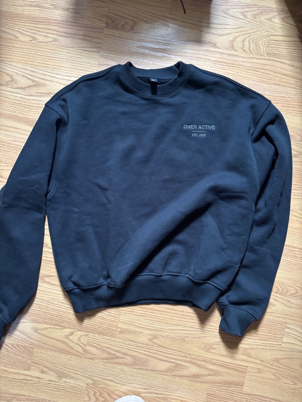 Oner Active Black Sweatshirt size small - NEW